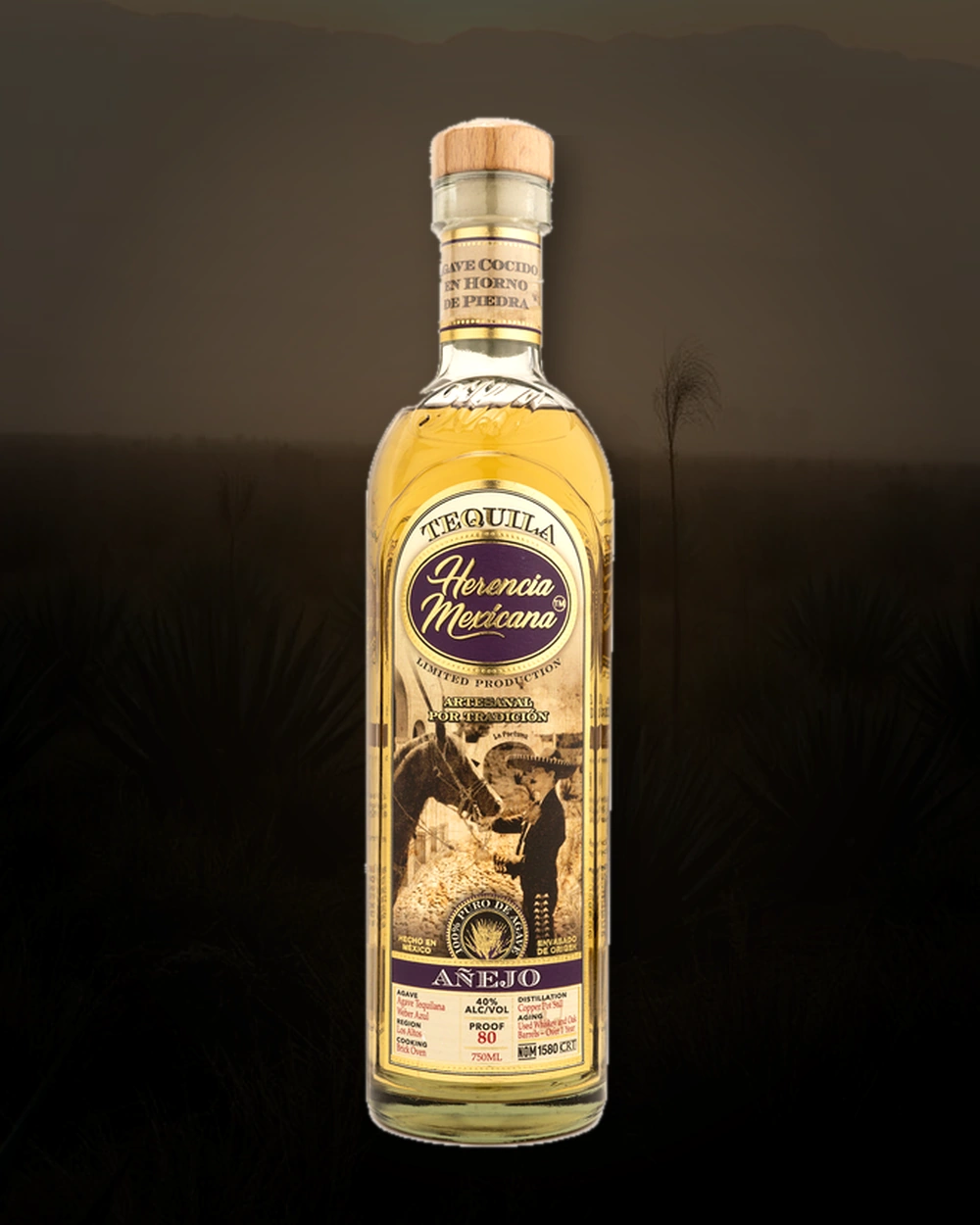 Herencia Mexicana Añejo bottle