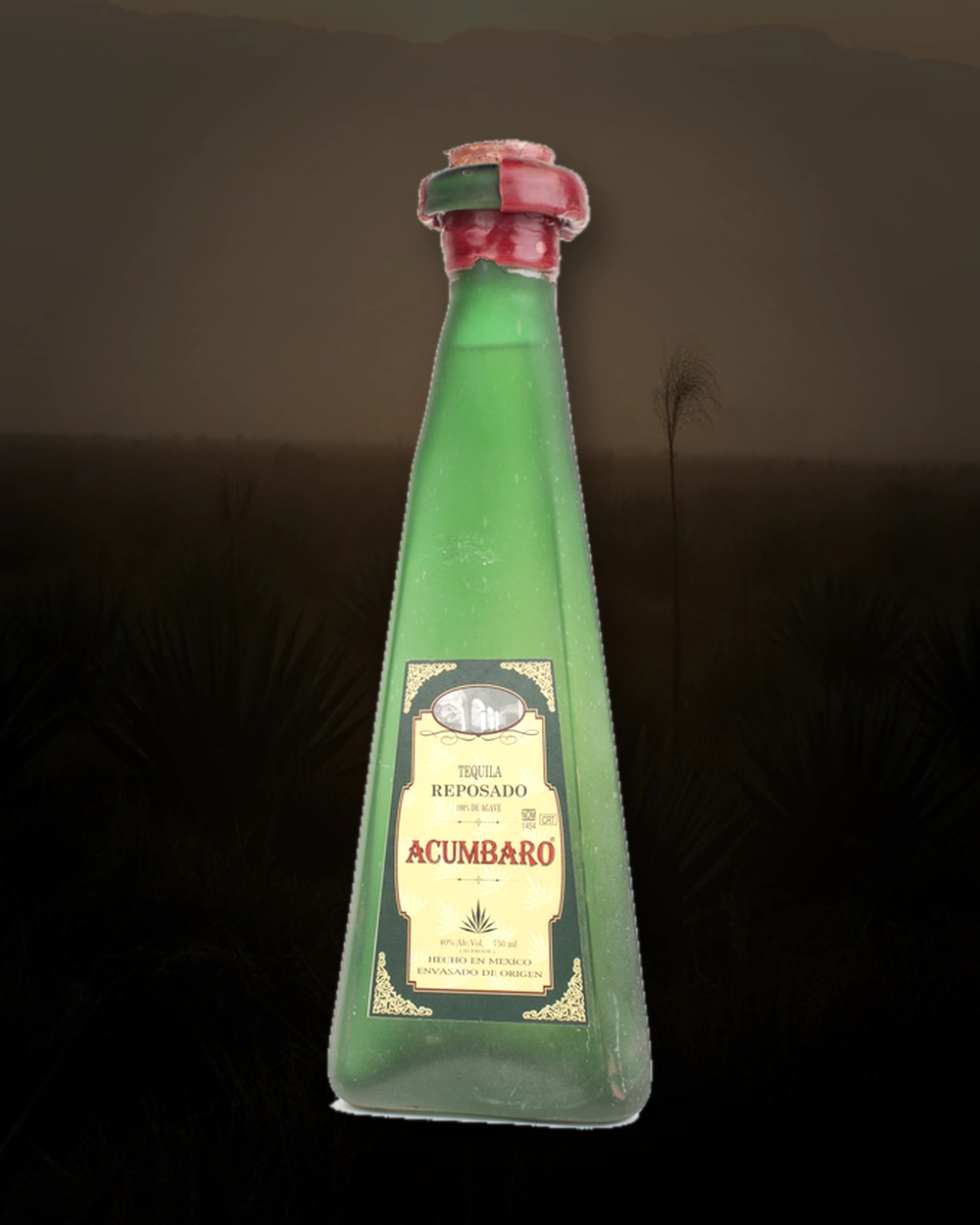 Acumbaro Reposado bottle