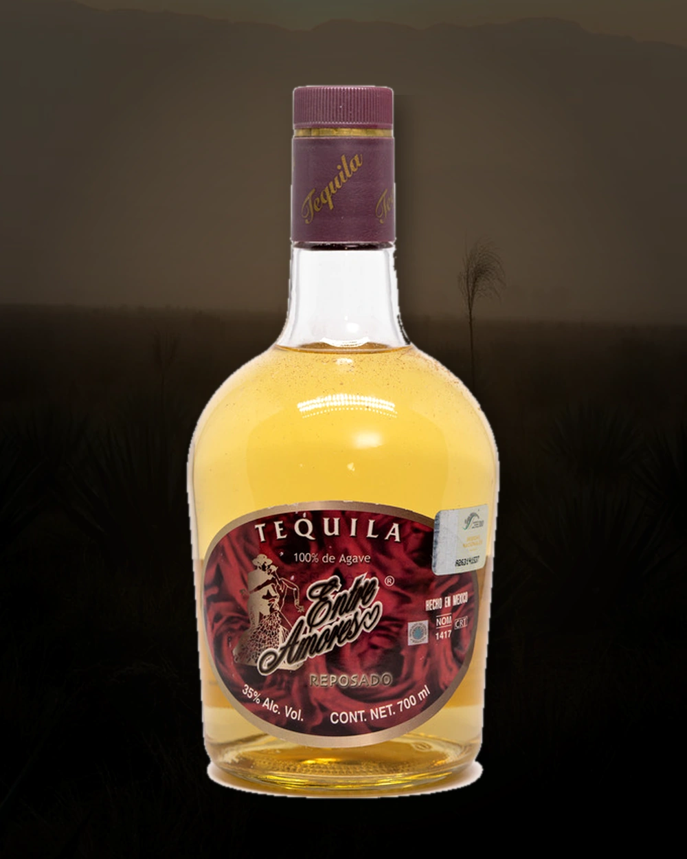 Entre Amores Reposado bottle