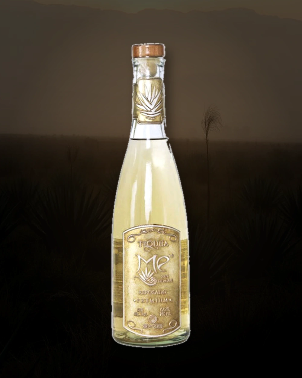 Me Premium Tequila Reposado bottle