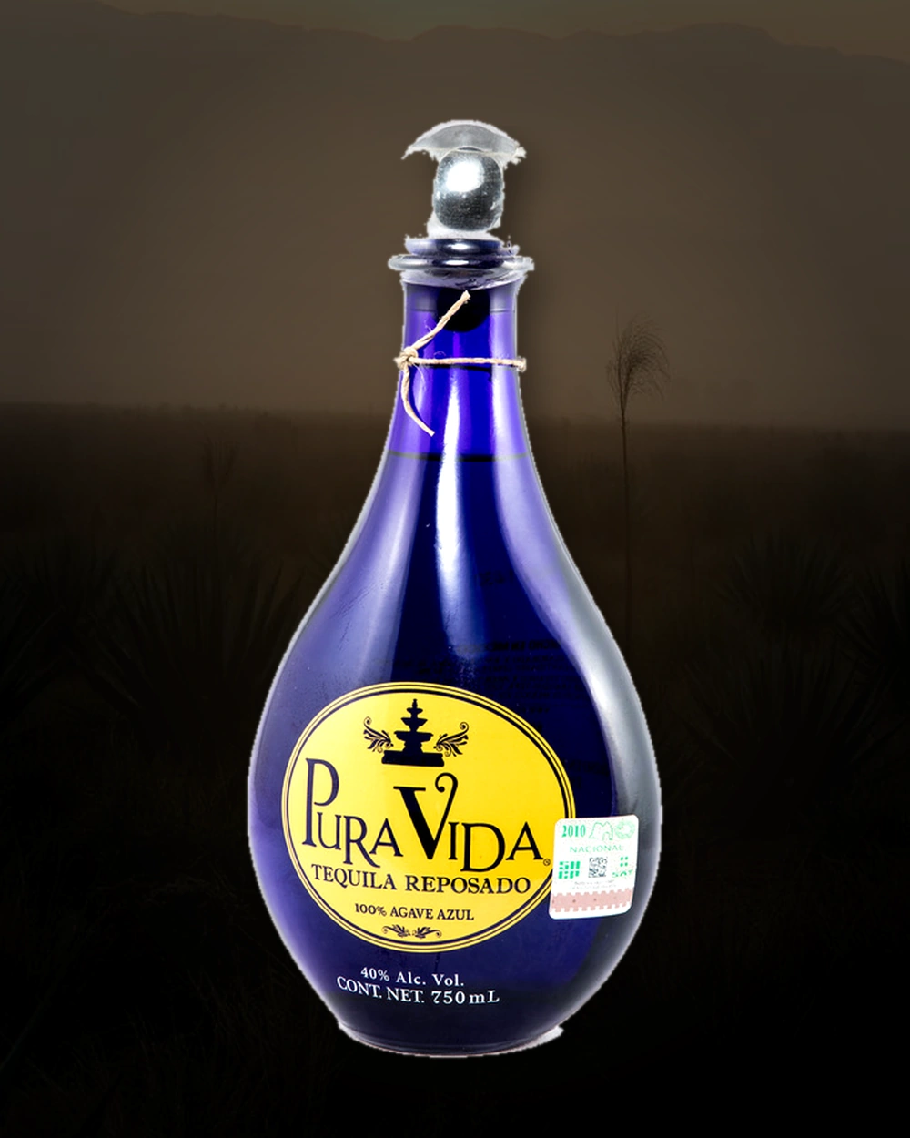 Pura Vida Reposado bottle