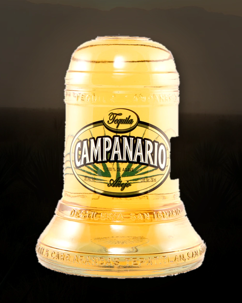 Campanario Añejo bottle