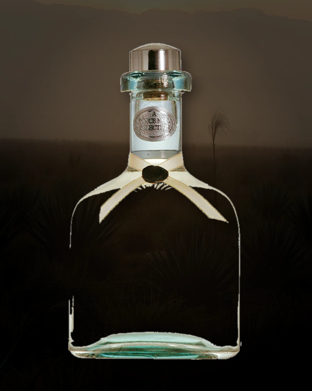 Tres Rios Silver bottle