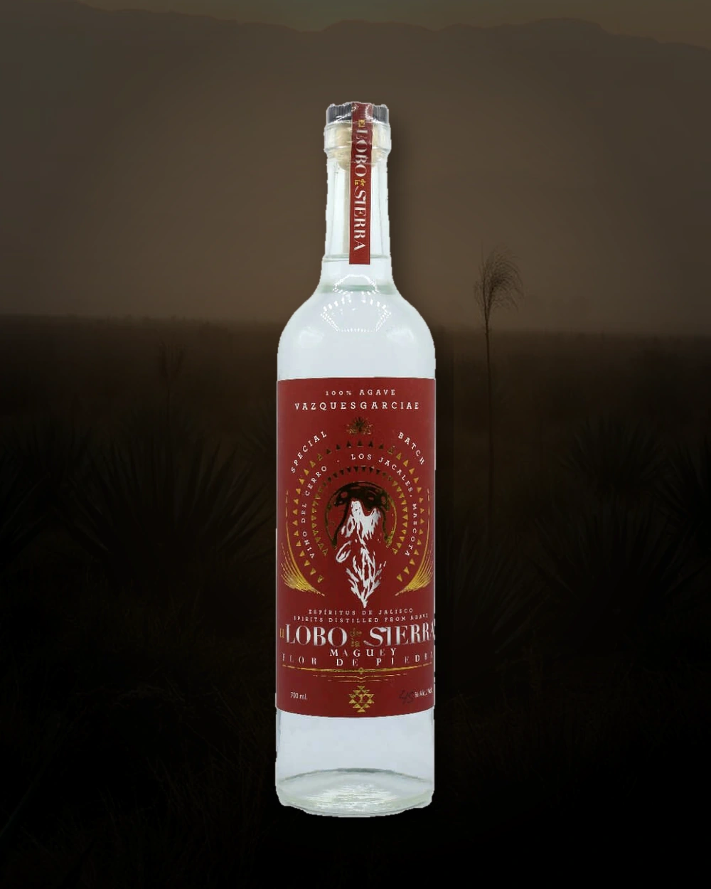 Lobo de la Sierra Flor de Piedra bottle