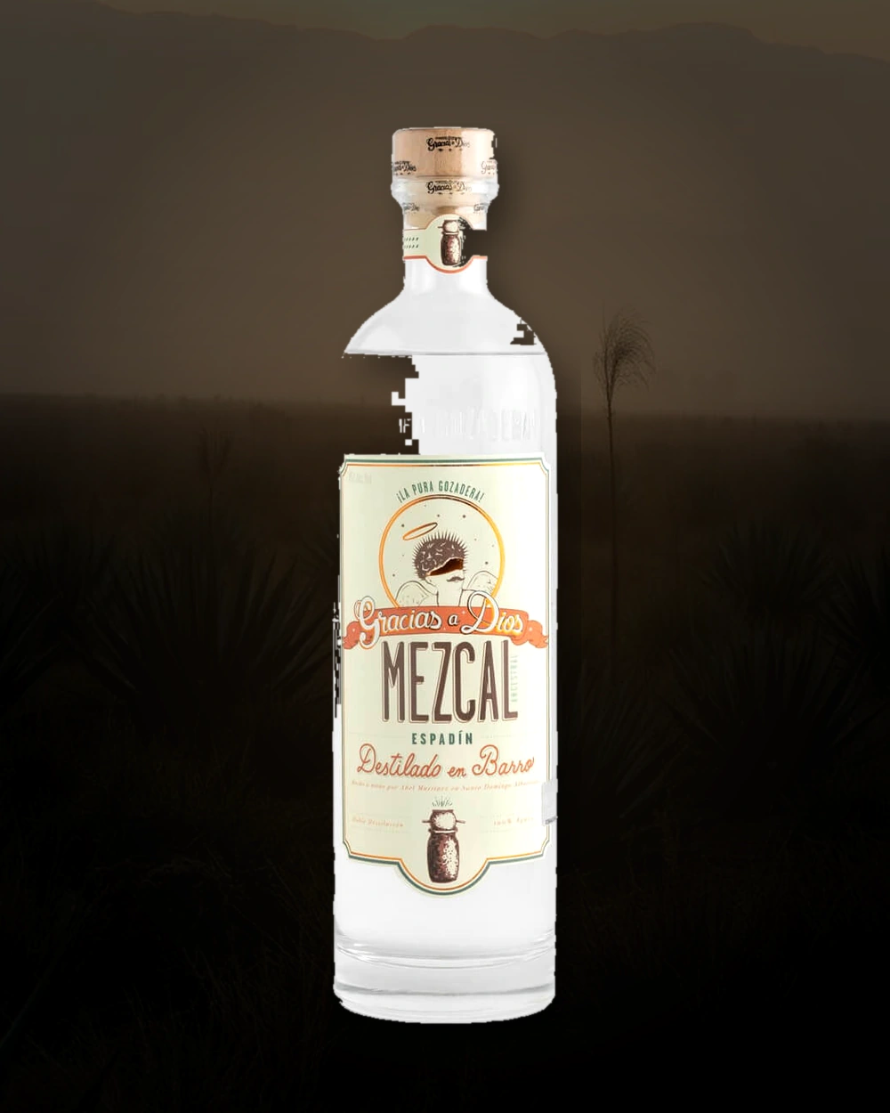 Gracias a Dios Destilado en Barro bottle
