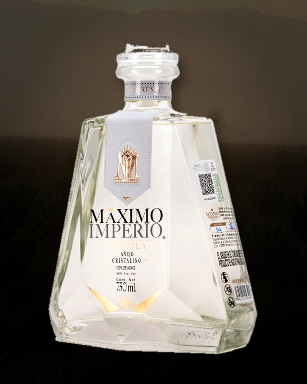 Maximo Imperio Añejo Cristalino bottle