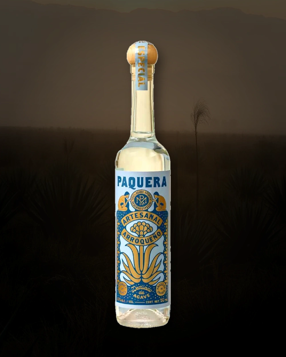 Paquera Arroqueño bottle