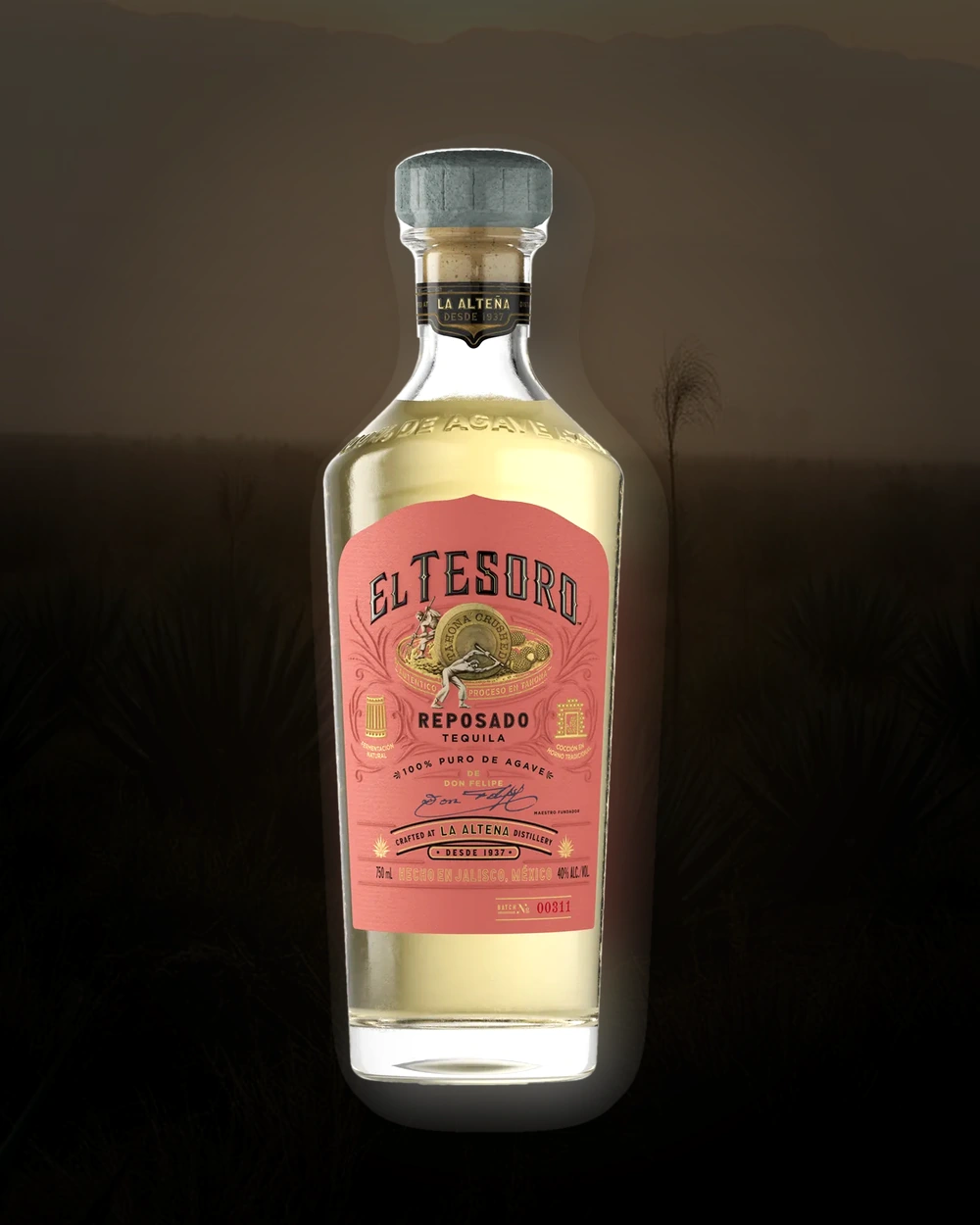 El Tesoro Reposado bottle