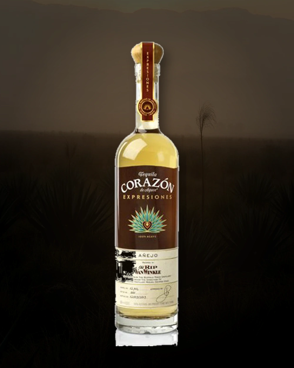 Expresiones del Corazon Old Rip Van Winkle Añejo bottle