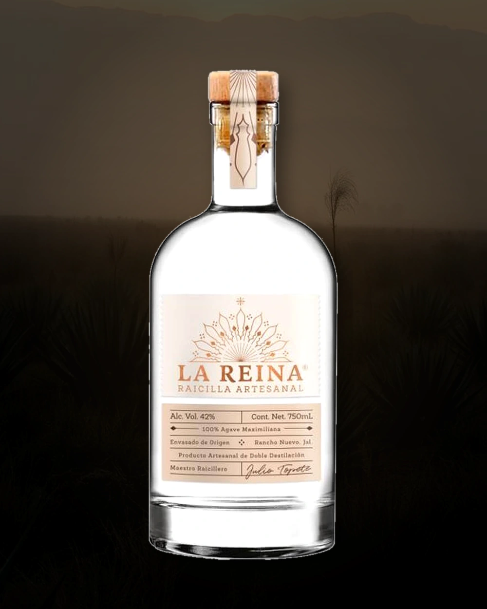 La Reina Maximiliana bottle