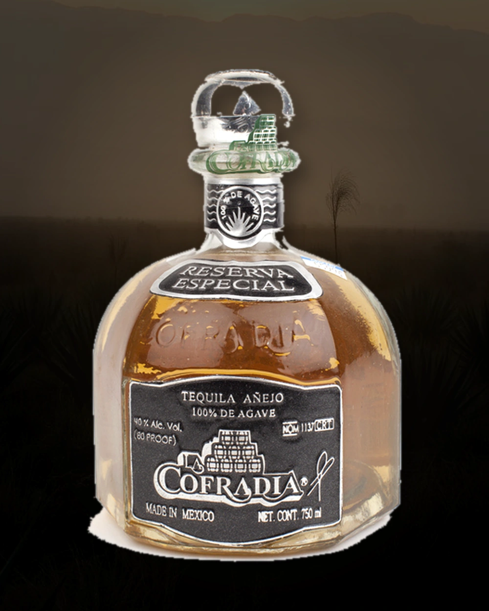 La Cofradia Añejo bottle