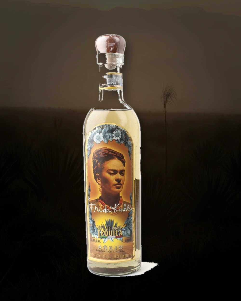 Frida Kahlo Tequila Añejo bottle