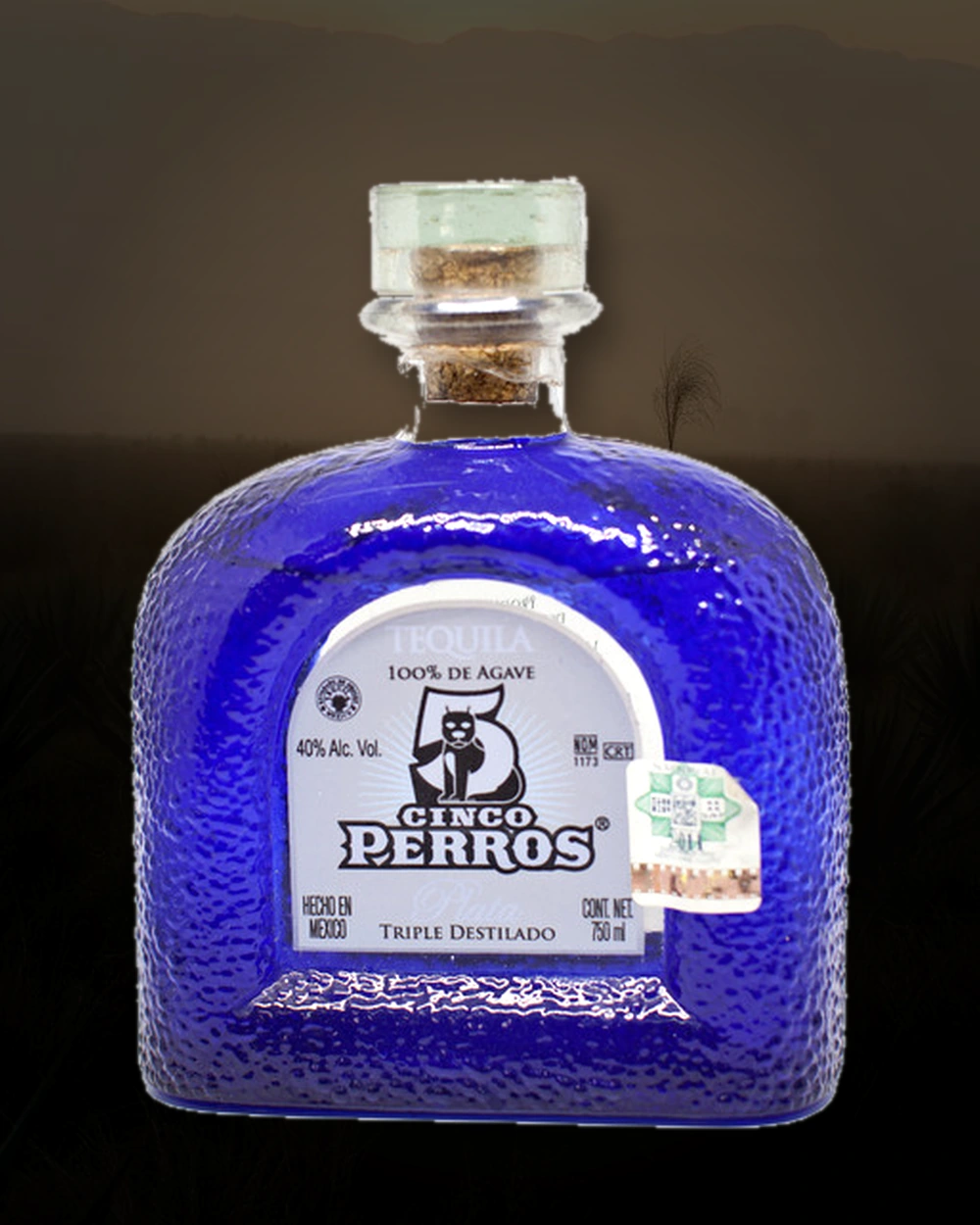 Cinco Perros Tequila Plata bottle