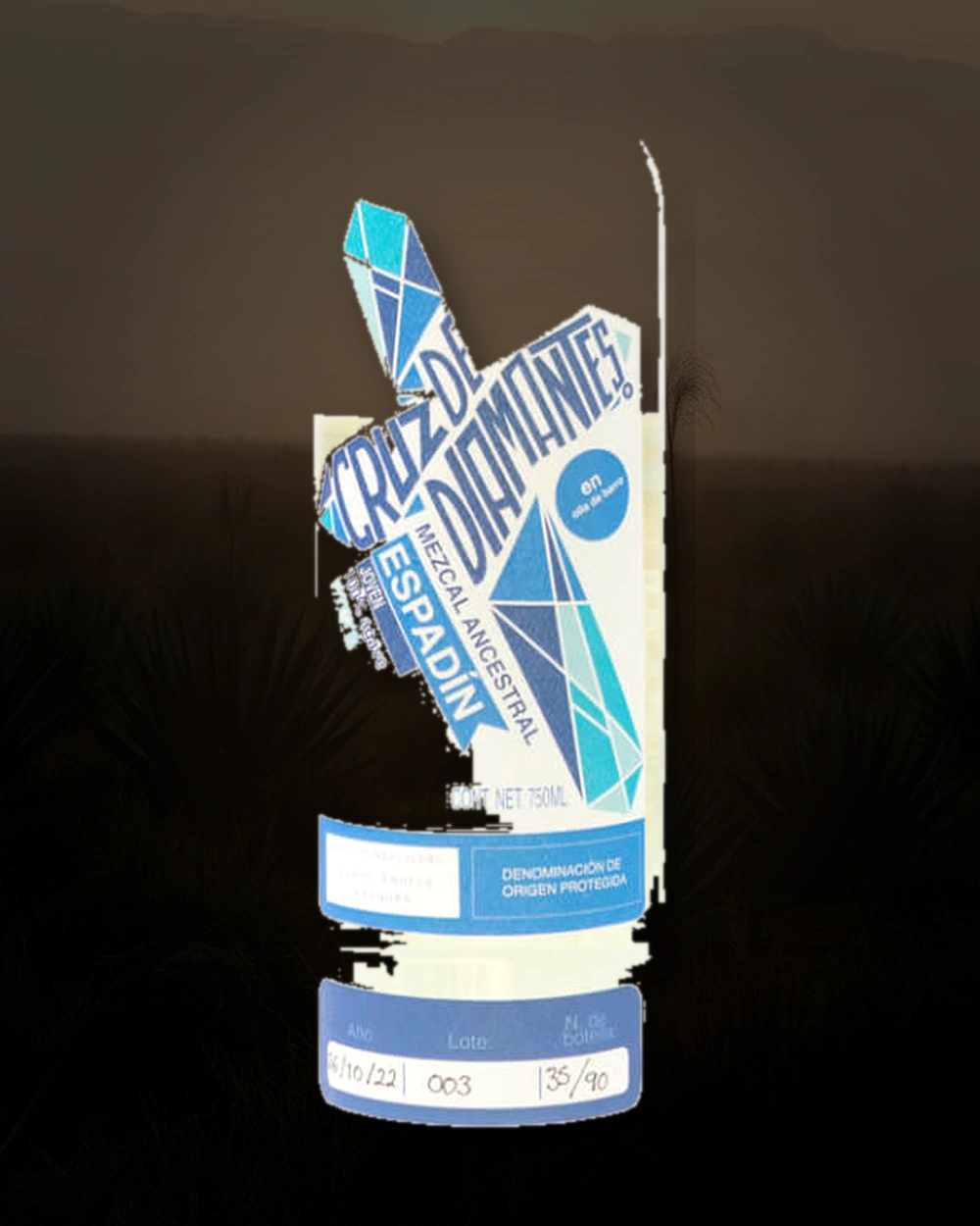 Cruz de Diamantes Espadin bottle