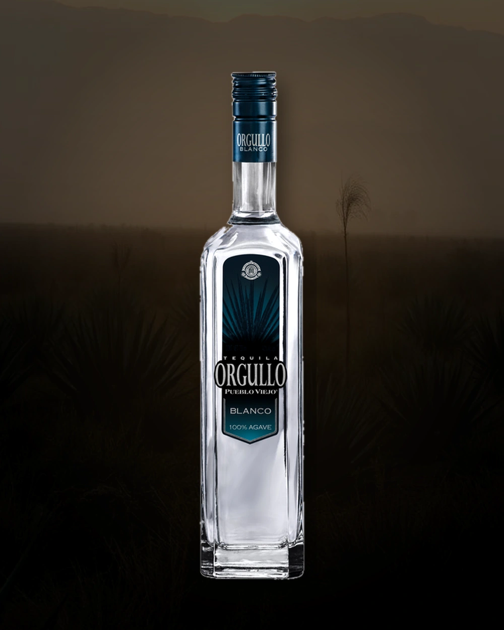 Orgullo Pueblo Viejo Blanco bottle
