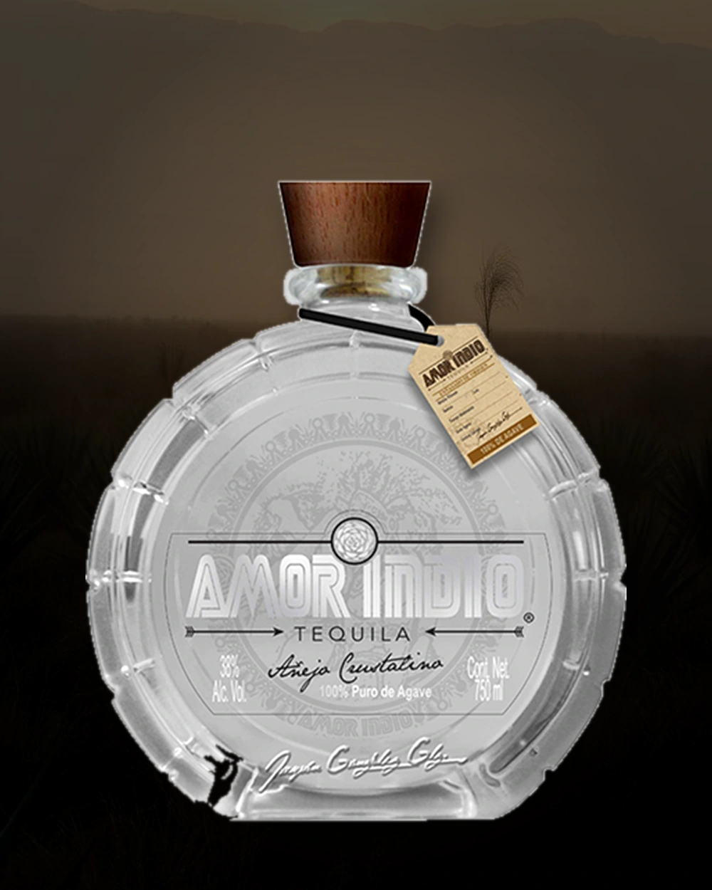 Amor Indio Añejo Cristalino bottle
