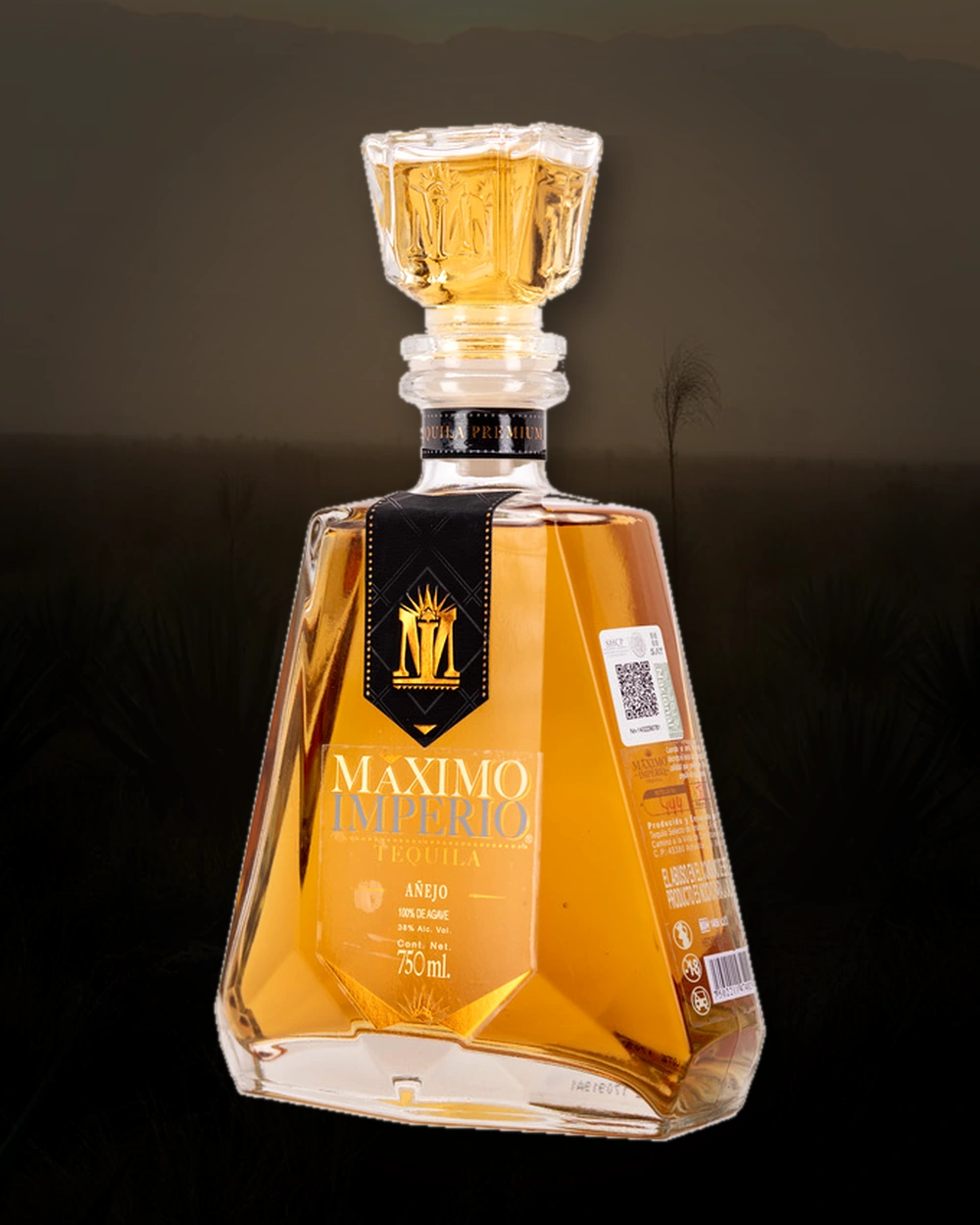 Maximo Imperio Añejo bottle
