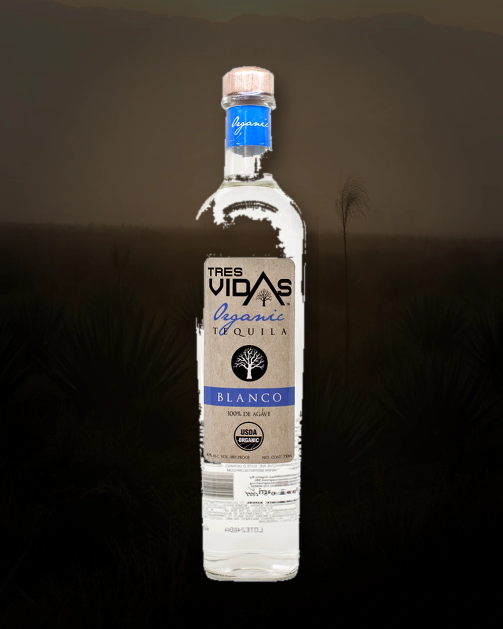 Tres Vidas Organic Tequila Blanco bottle