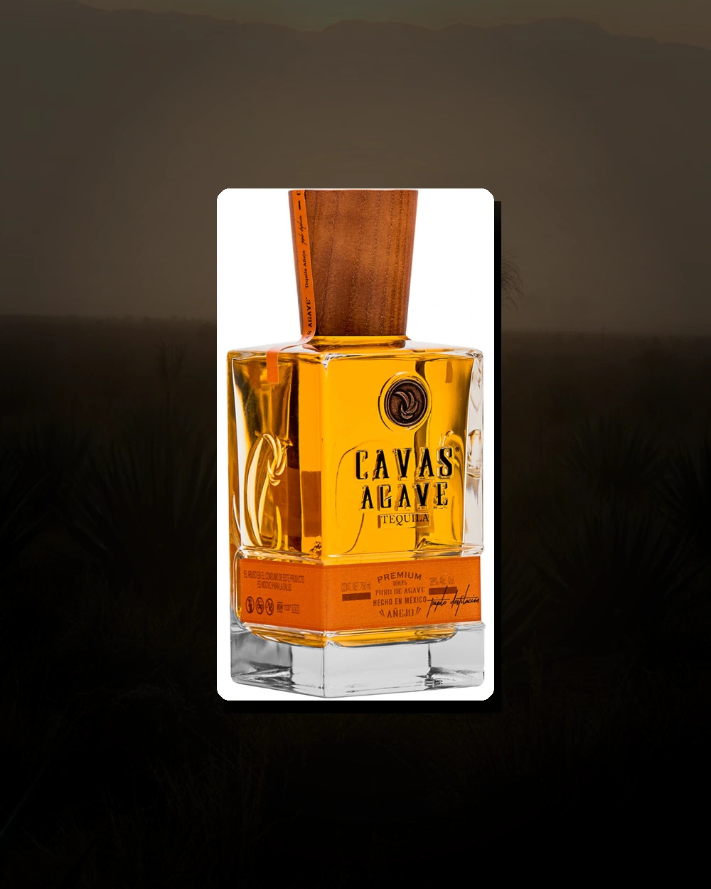 Cavas Agave Añejo bottle