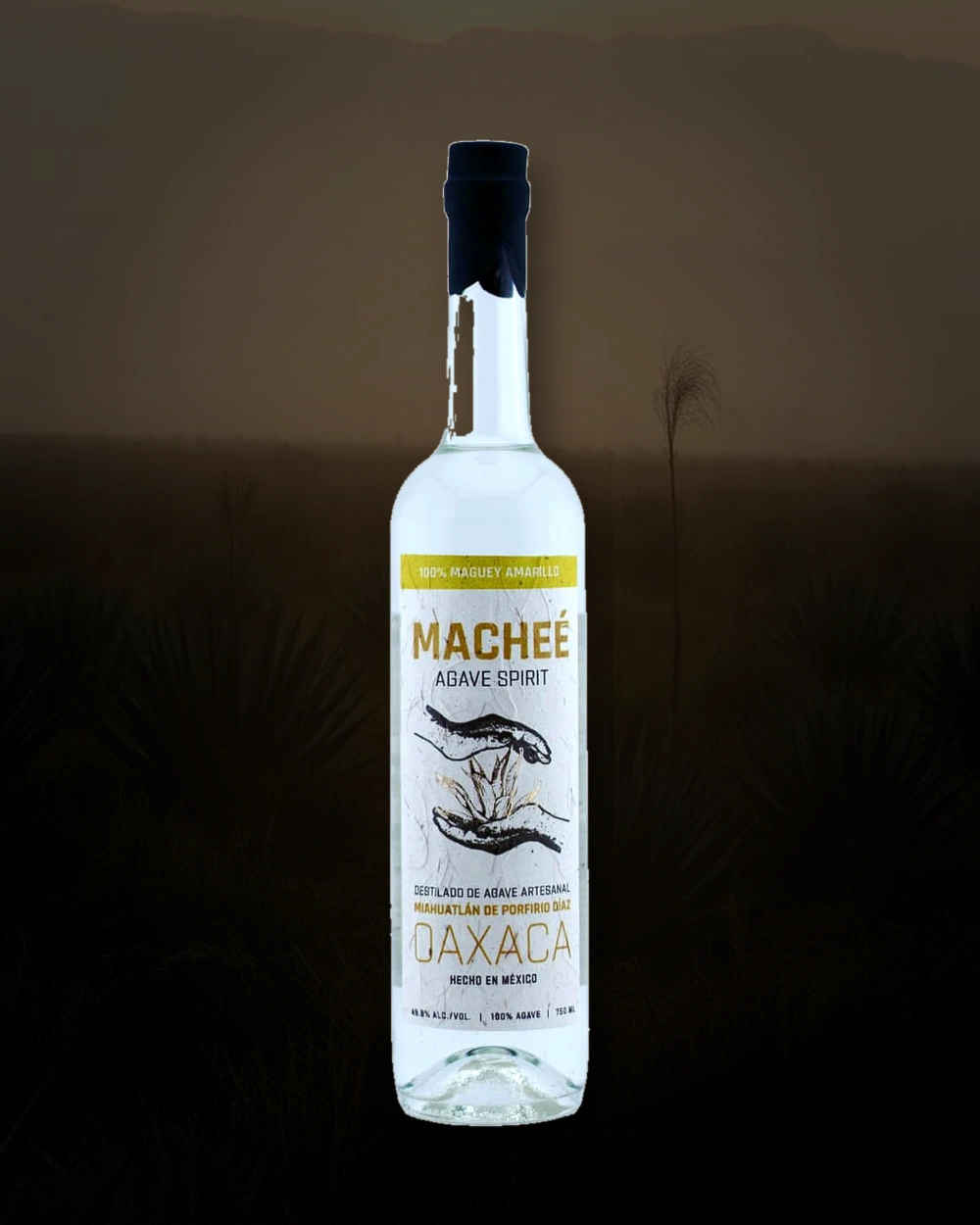 Macheé Amarillo bottle