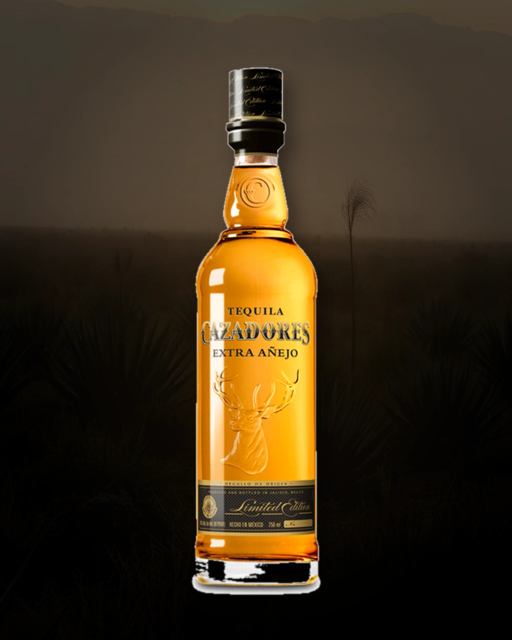 Cazadores Extra Añejo bottle