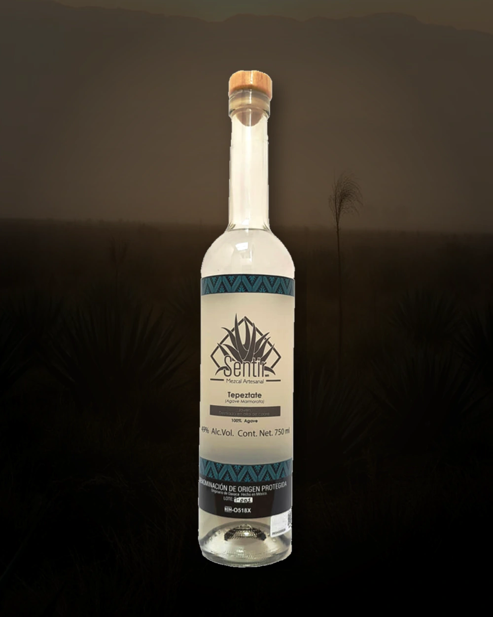 Sentir Tepeztate bottle