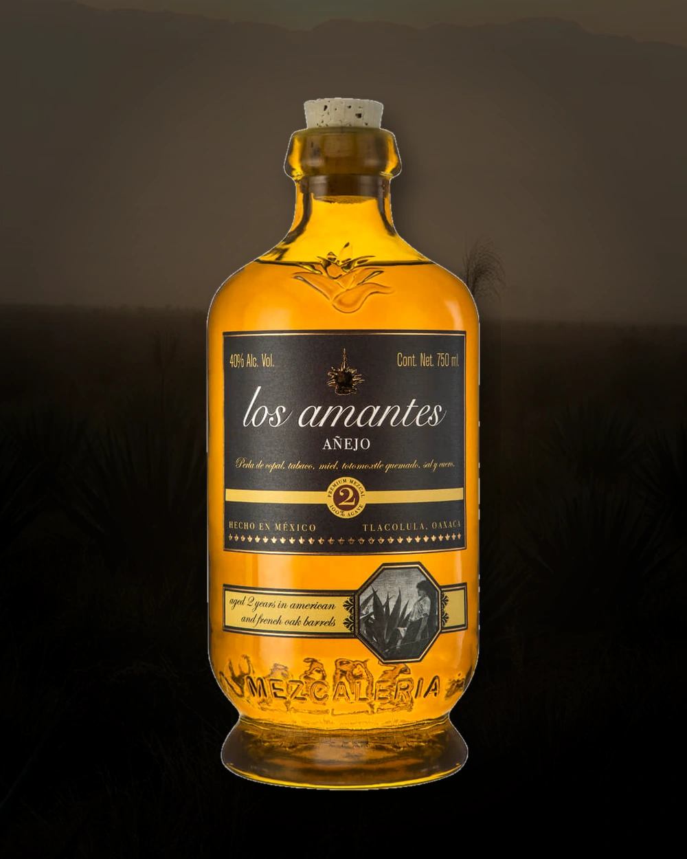 Los Amantes Anejo bottle