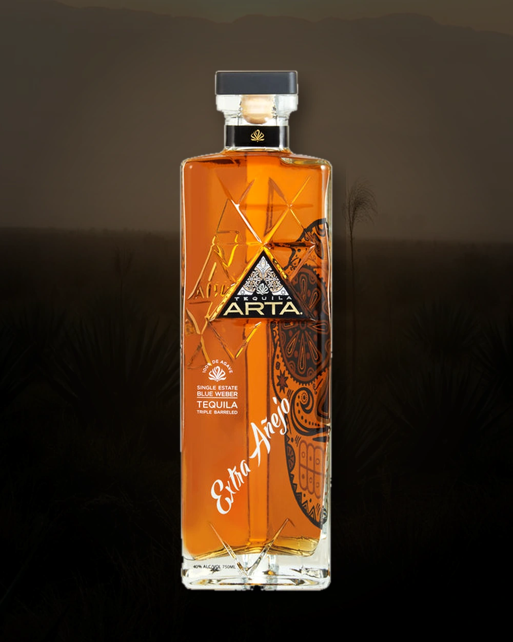 Arta Tequila Extra Añejo bottle