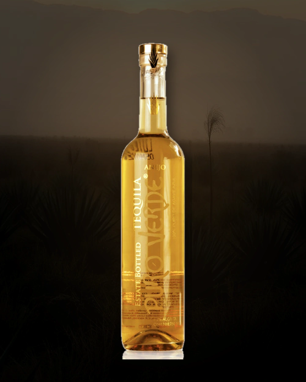 Puro Verde Organic Añejo bottle
