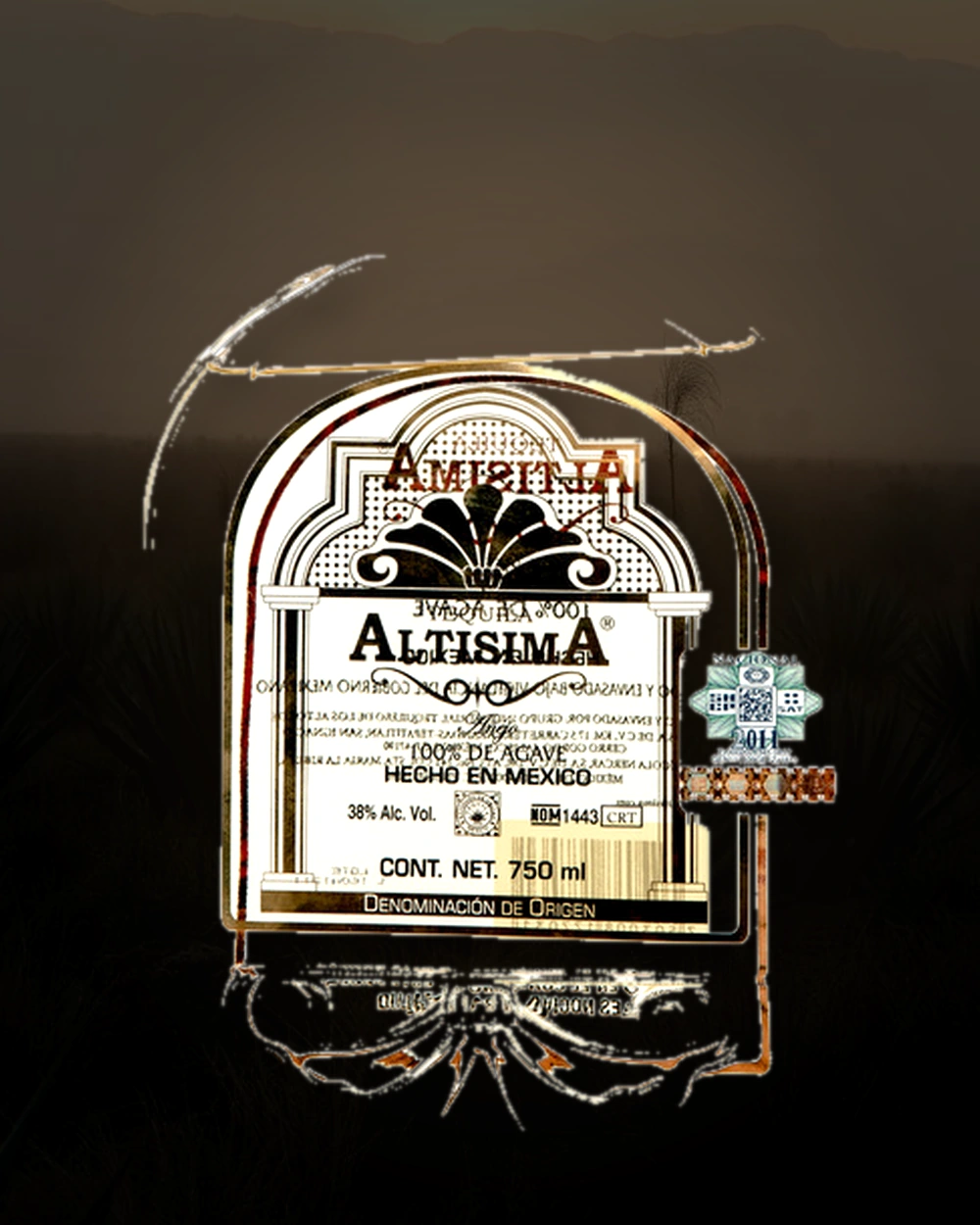 Tequila Altisima Añejo bottle