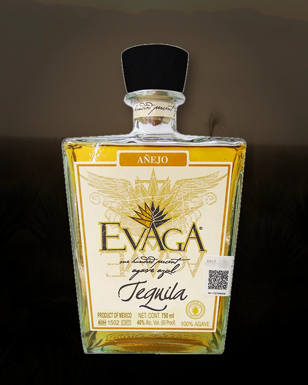 Evaga Añejo bottle