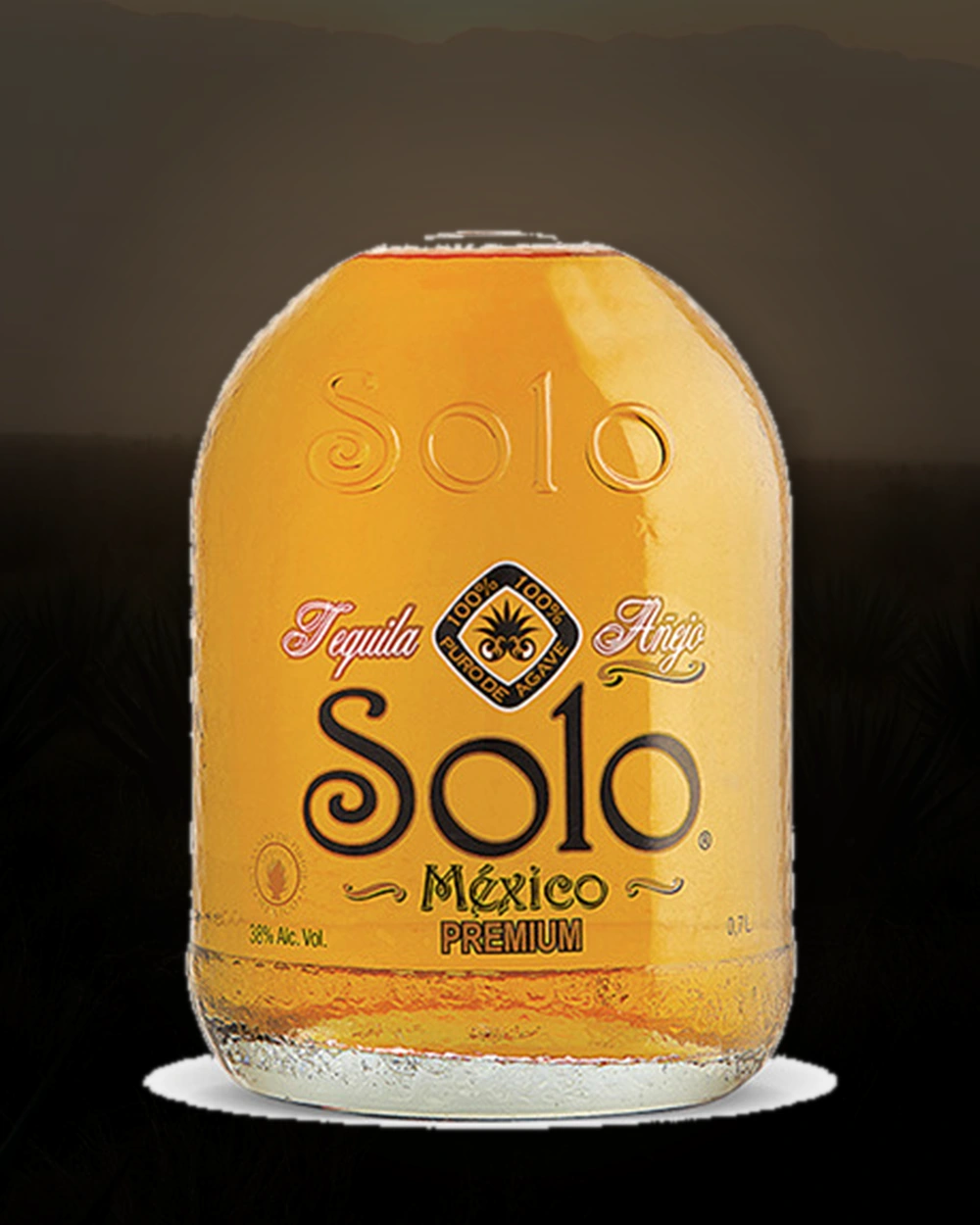 Solo México Añejo bottle