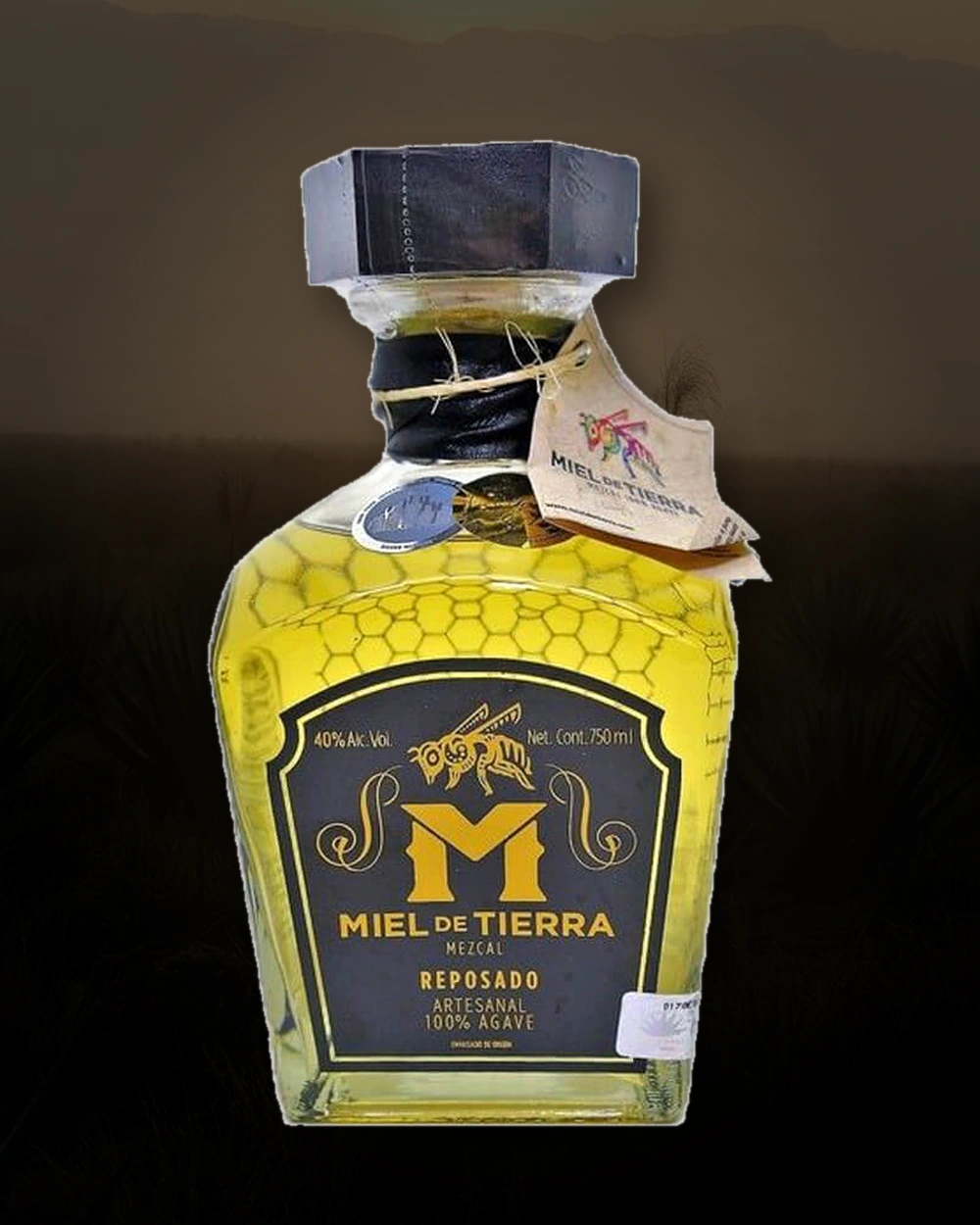 Miel de Tierra Reposado bottle