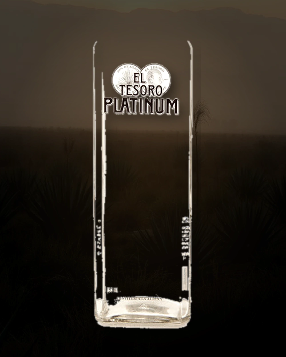 El Tesoro Tequila Platinum bottle