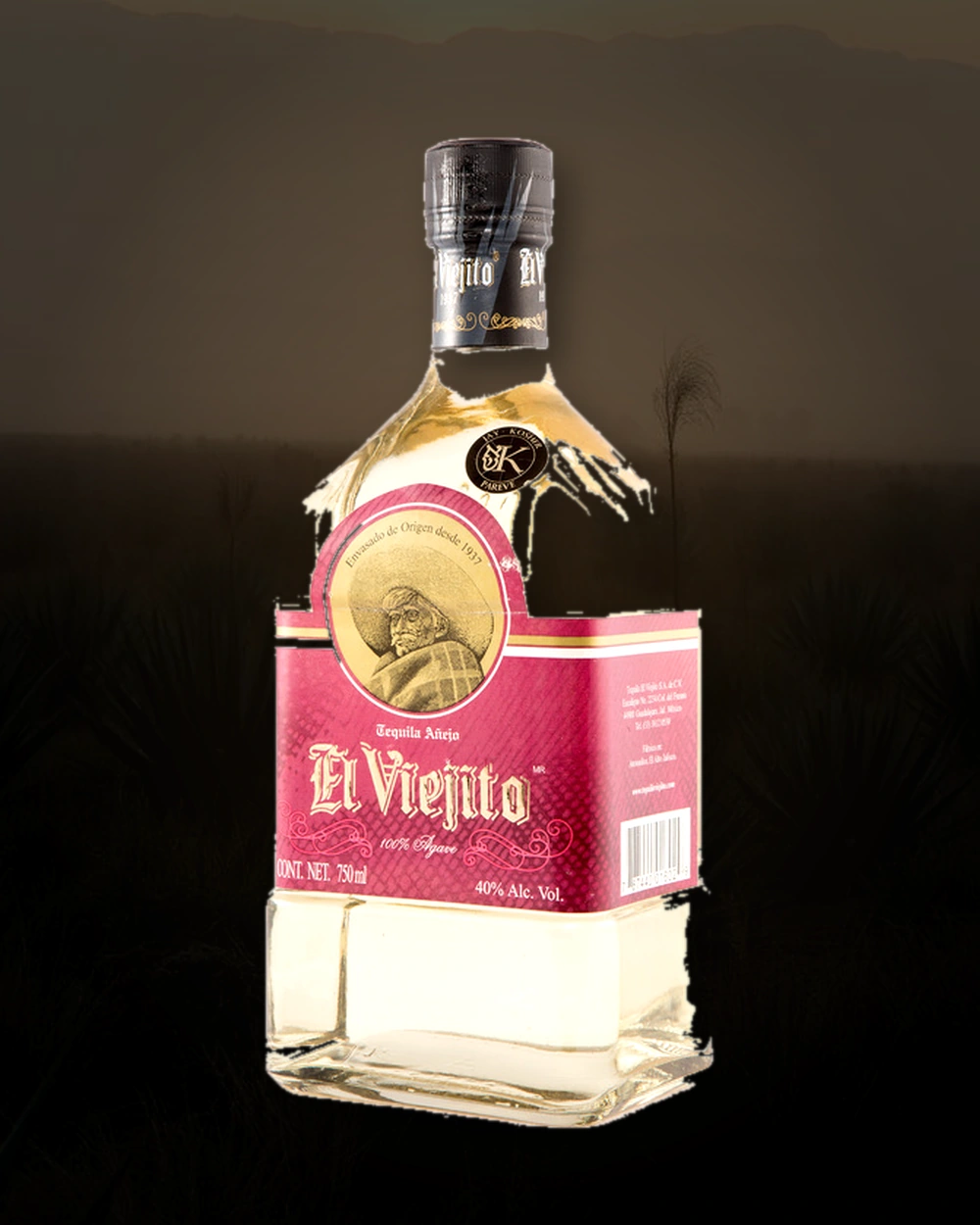 El Viejito Tequila Añejo bottle