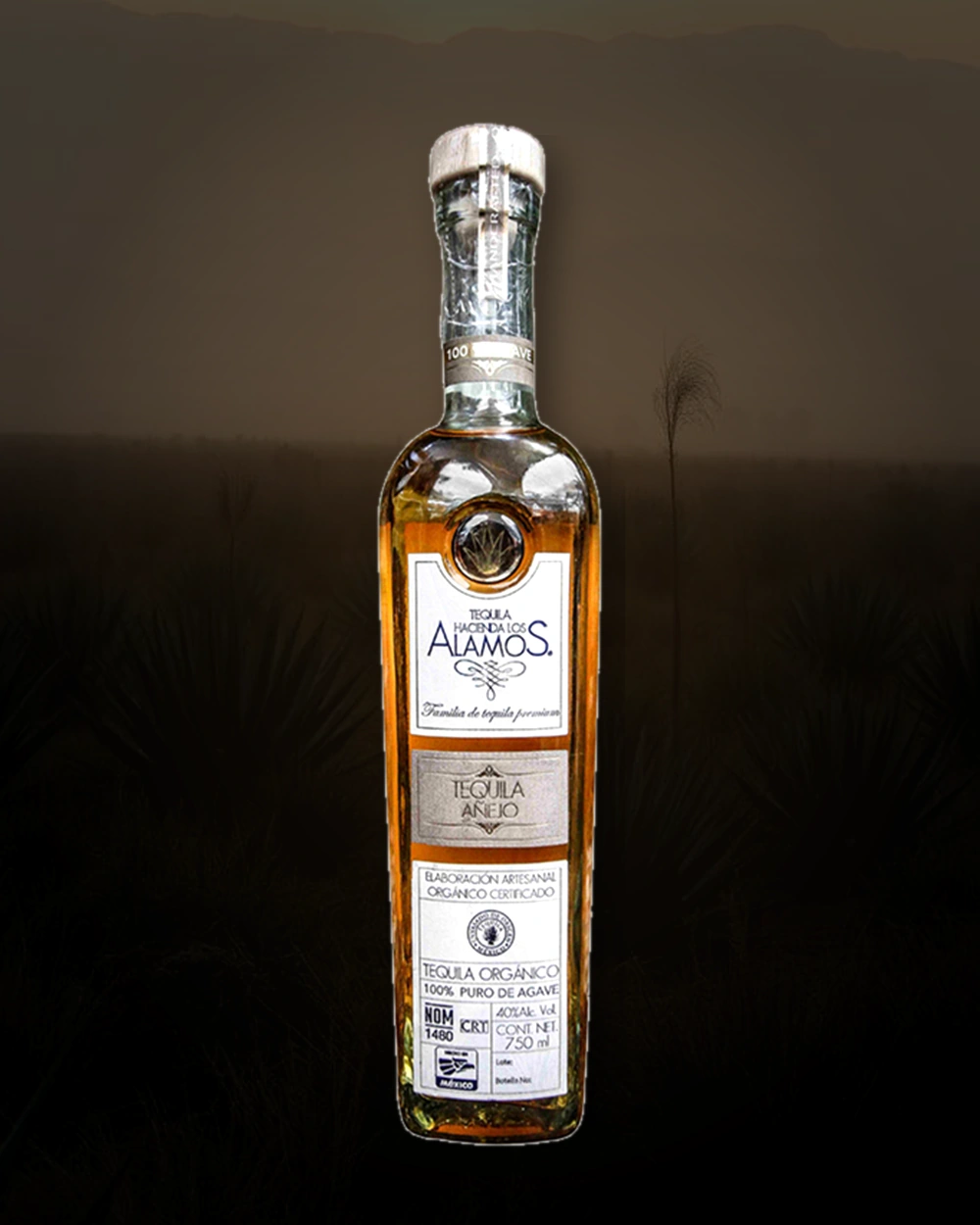 Hacienda Los Alamos Añejo bottle