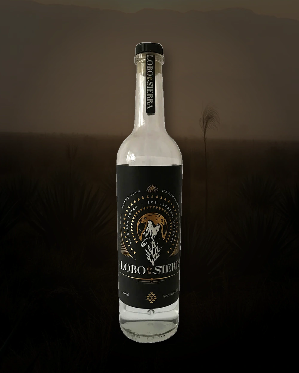 Lobo de la Sierra Maximiliana bottle