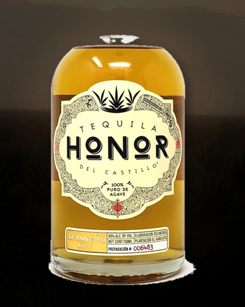 Honor Del Castillo Afirmación Añejo bottle