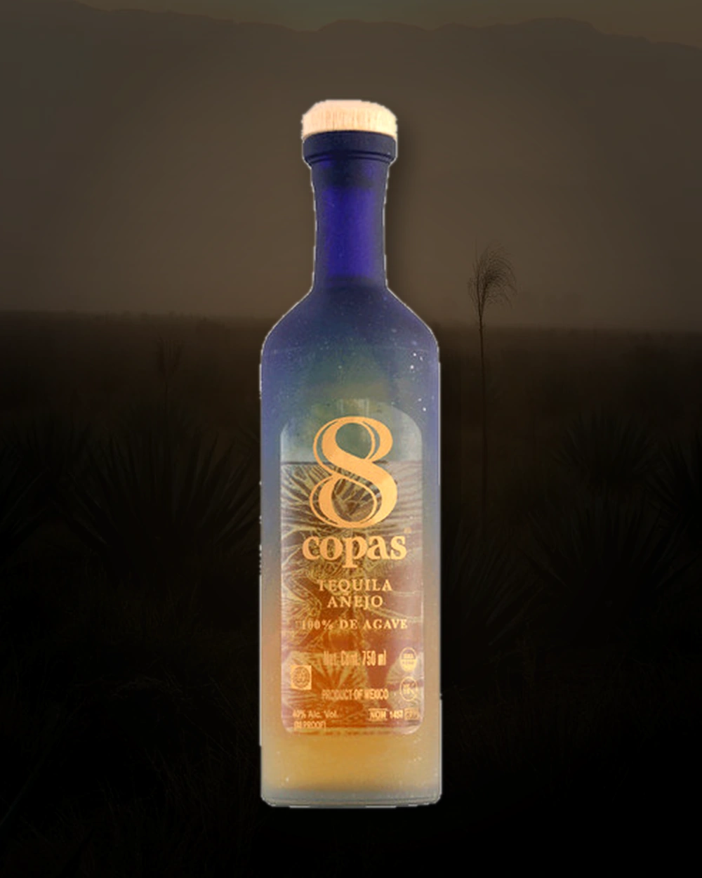8 Copas Añejo bottle