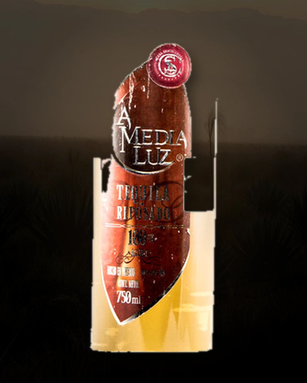 A Media Luz Reposado bottle