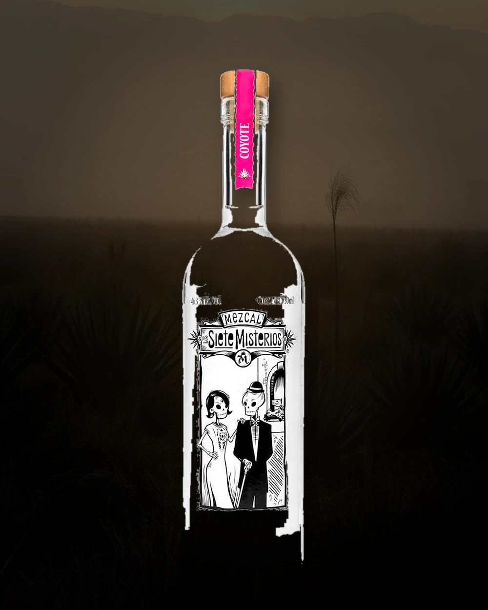 Siete Misterios Coyote bottle