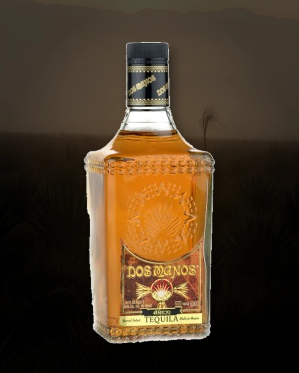 Dos Manos Añejo Tequila bottle
