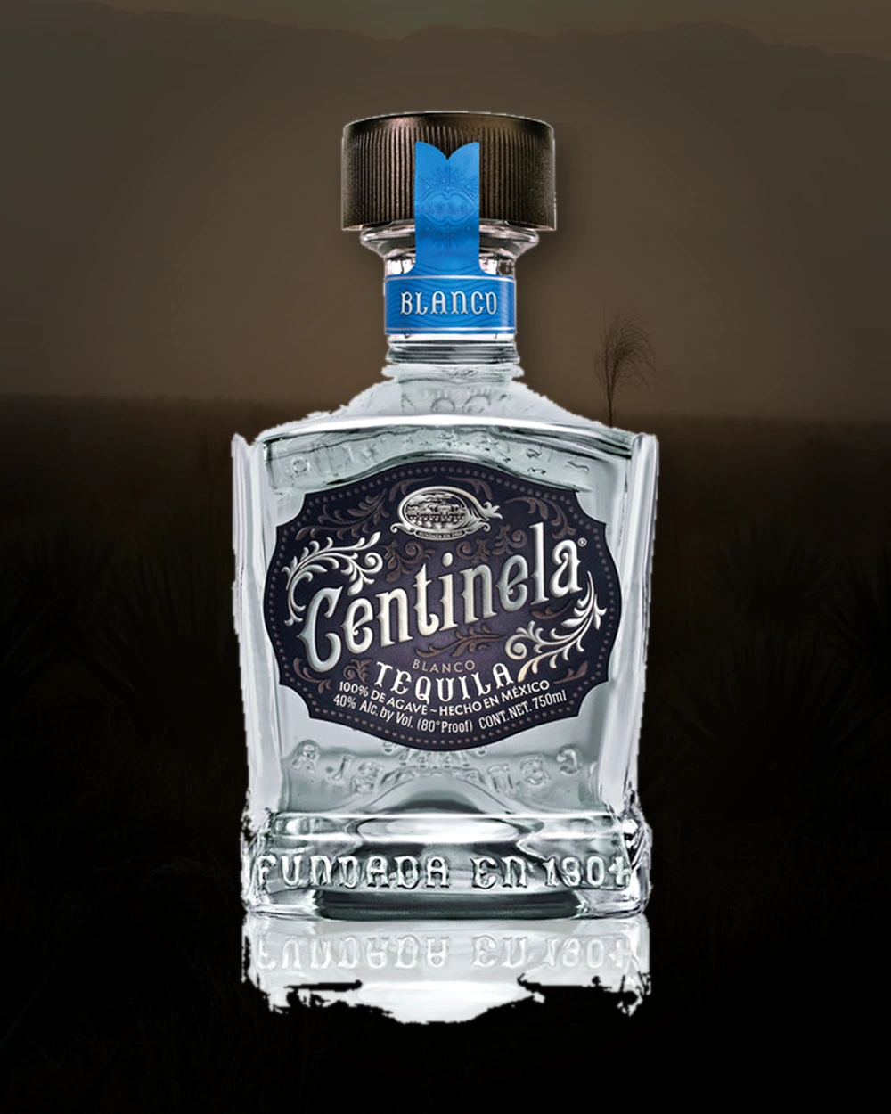 Centinela Blanco (Square Bottle) bottle