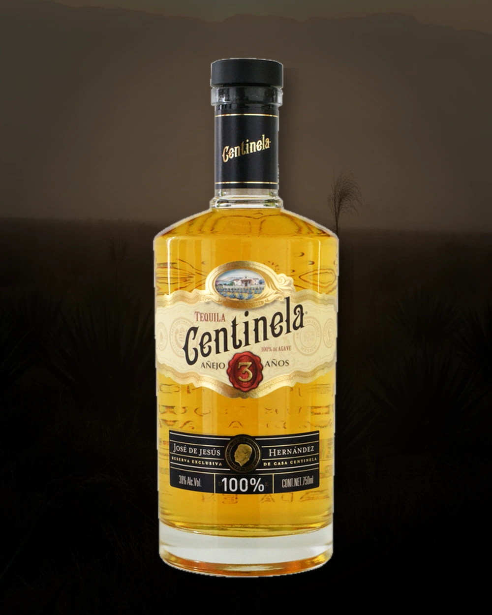 Centinela 3 Year bottle
