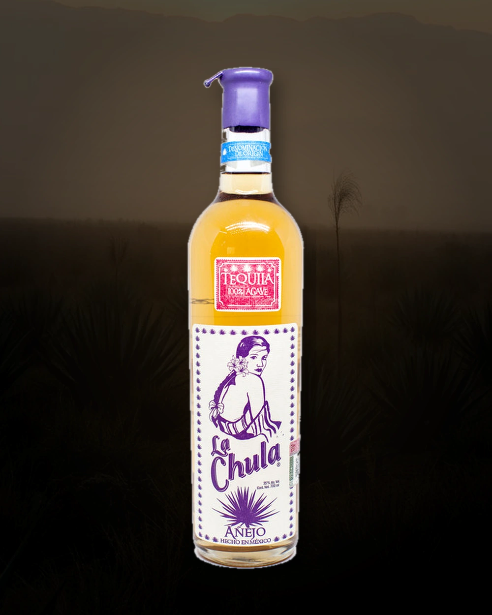 La Chula Añejo bottle
