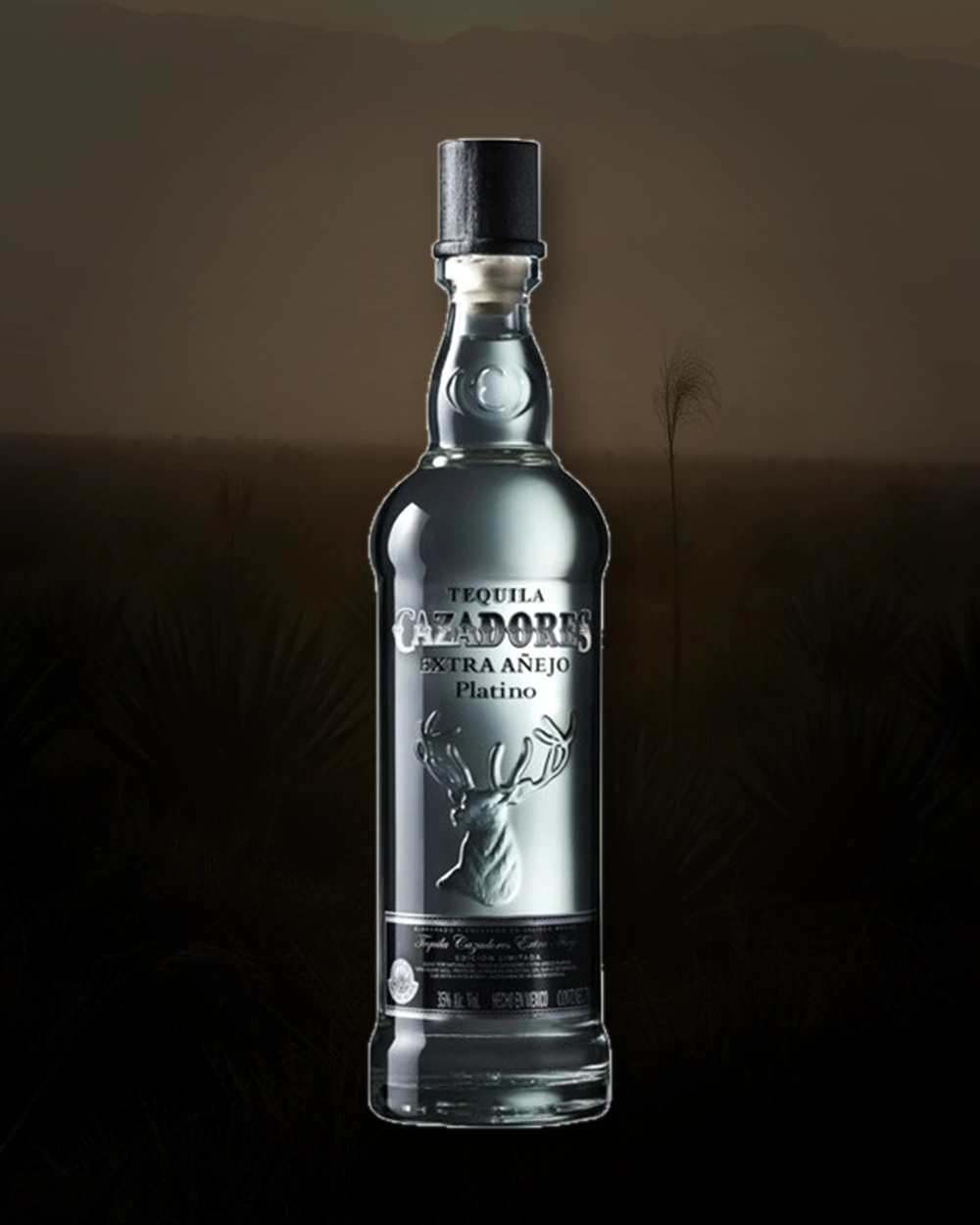 Cazadores Extra Añejo Platino bottle
