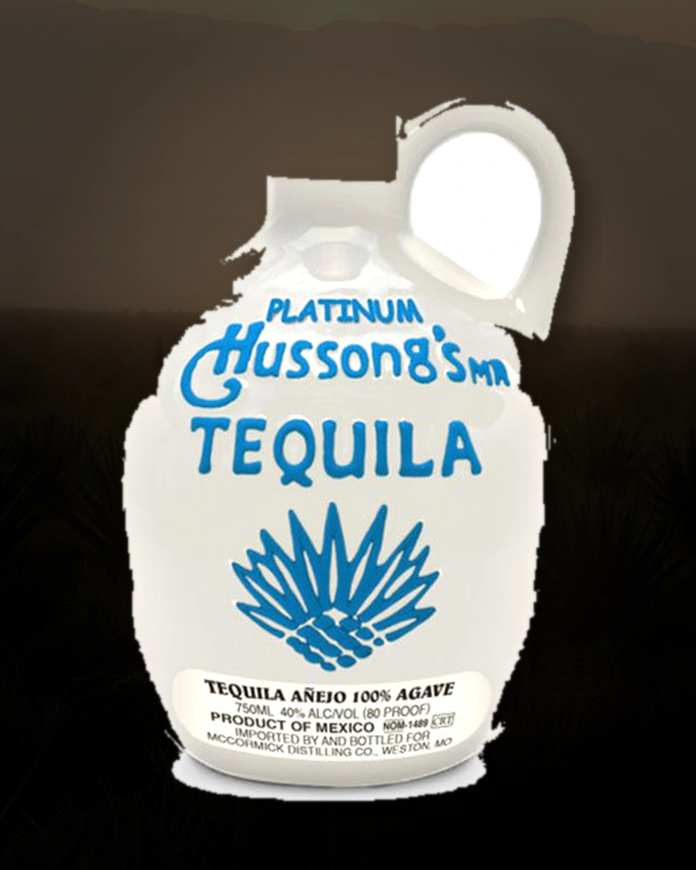 Hussong Platinum Añejo bottle