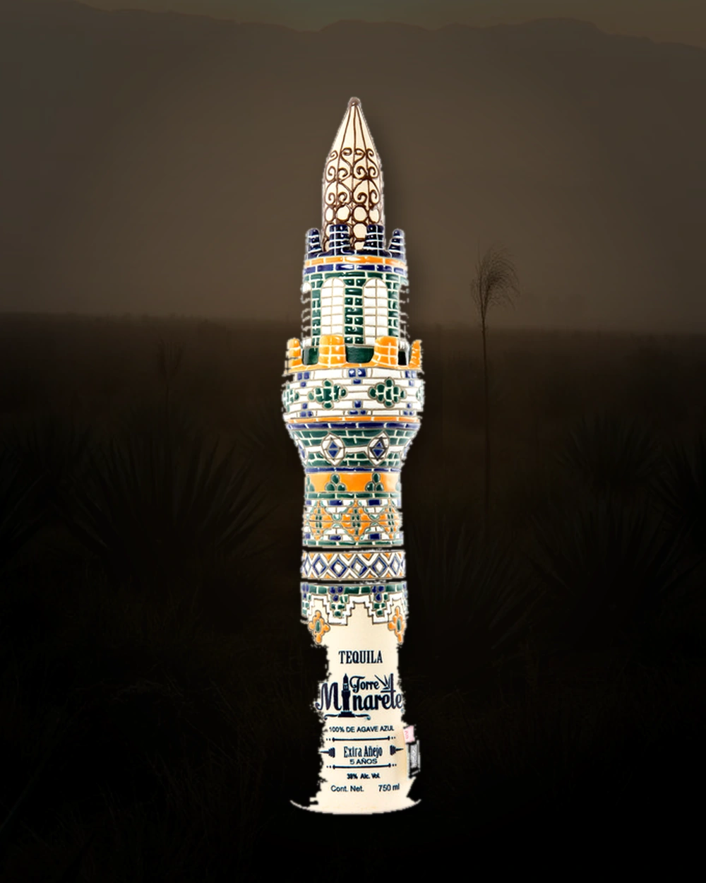 Torre Minarete Extra Añejo bottle
