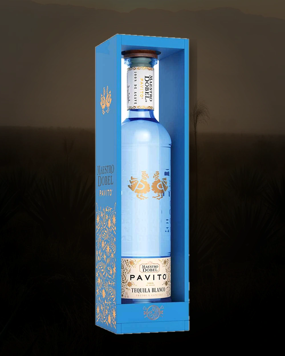 Maestro Dobel Pavito bottle