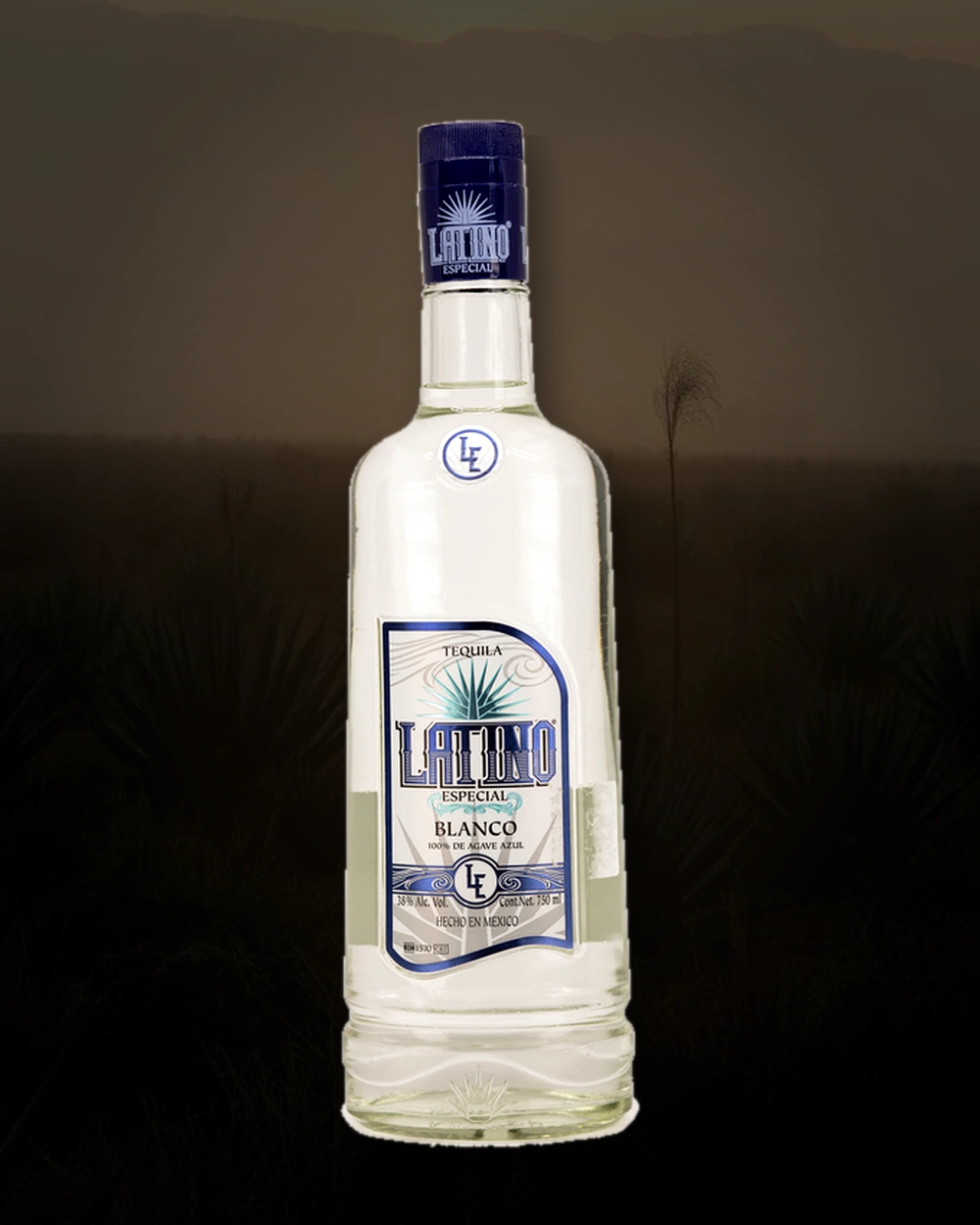Latino Especial Blanco bottle